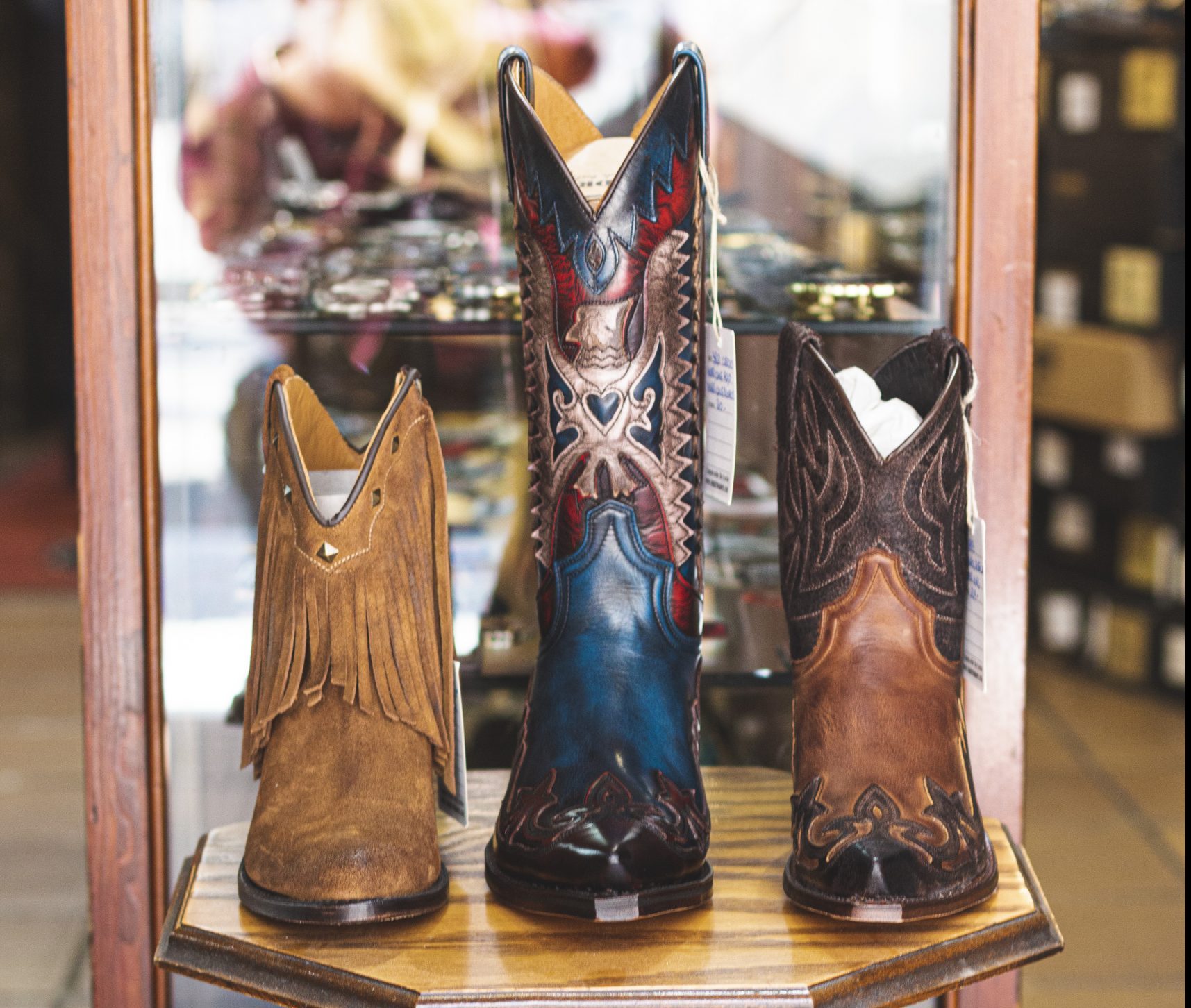 Botas de cuero, un calzado con historia - Corbeto's Boots Blog