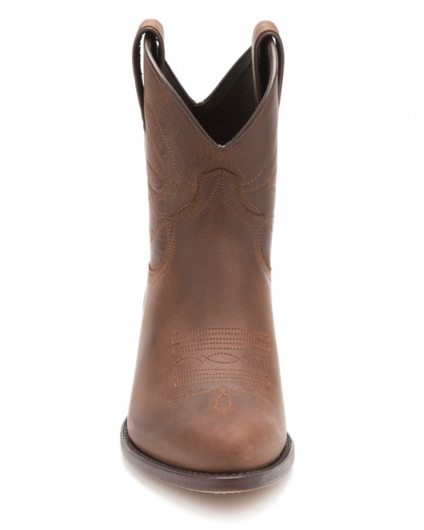 Wide feet ladies western boots