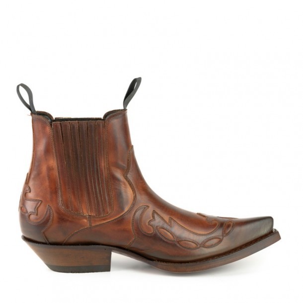 Cognac brown leather low-heeled mens cowboy style ankle boots