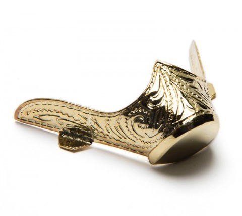 Golden engraved metal tips for cowboy boots